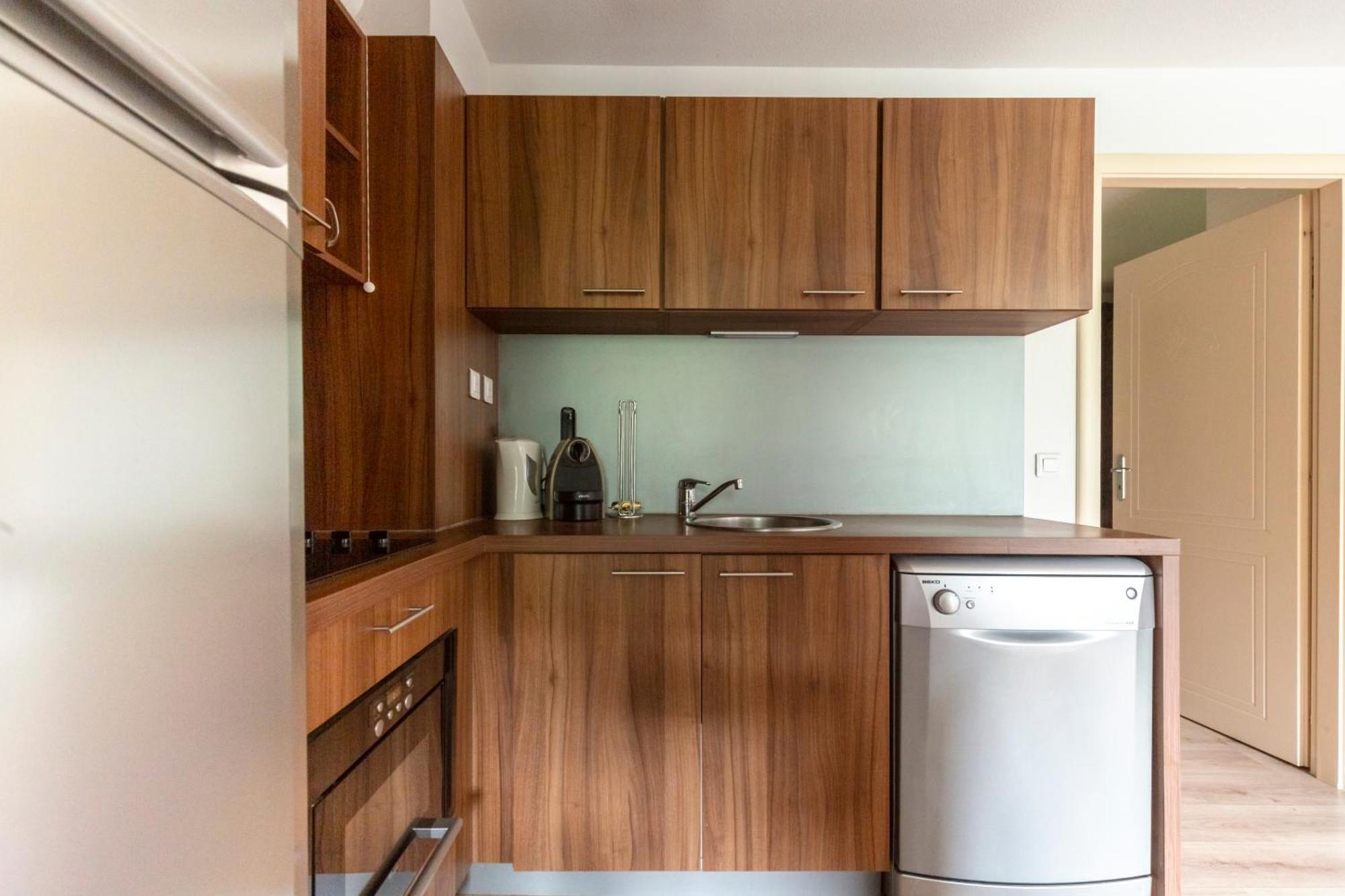 Joli T2, Centre, Parking Prive, Wifi, Local A Ski Isola 2000 Exterior foto